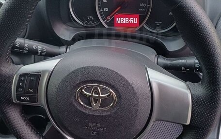 Toyota Vitz, 2013 год, 750 000 рублей, 14 фотография