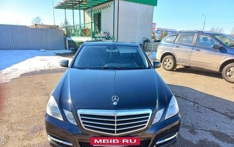 Mercedes-Benz E-Класс, 2012 год, 1 700 000 рублей, 2 фотография