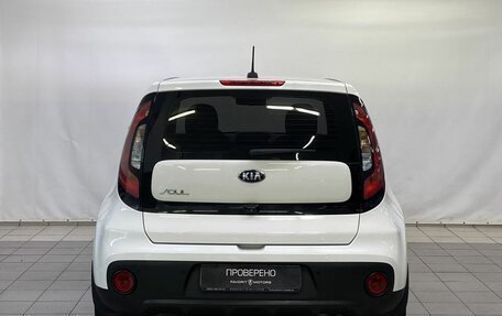 KIA Soul II рестайлинг, 2019 год, 1 880 000 рублей, 3 фотография