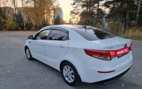 KIA Rio IV, 2017 год, 1 250 000 рублей, 6 фотография