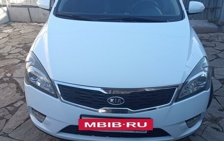 KIA cee'd I рестайлинг, 2010 год, 850 000 рублей, 8 фотография