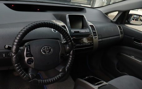 Toyota Prius, 2008 год, 806 000 рублей, 10 фотография