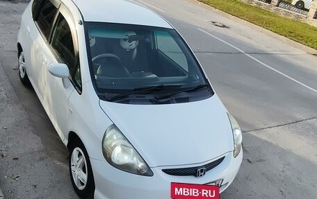 Honda Fit III, 2005 год, 570 000 рублей, 5 фотография