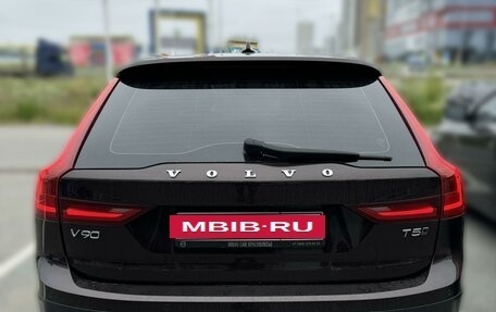 Volvo V90 Cross Country I рестайлинг, 2017 год, 3 600 000 рублей, 3 фотография