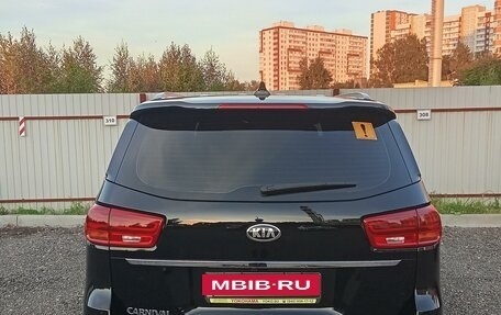 KIA Carnival III, 2018 год, 3 000 000 рублей, 4 фотография