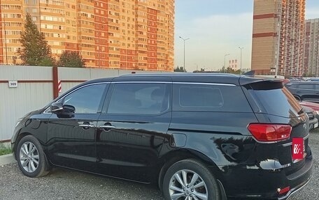 KIA Carnival III, 2018 год, 3 000 000 рублей, 6 фотография