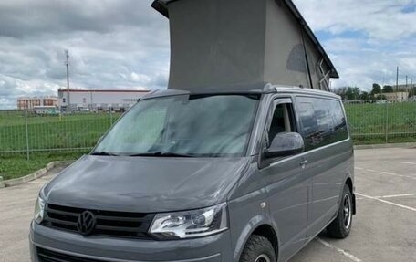 Volkswagen California T5, 2012 год, 6 000 000 рублей, 1 фотография