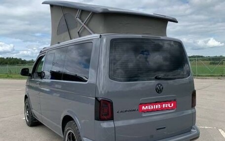 Volkswagen California T5, 2012 год, 6 000 000 рублей, 2 фотография