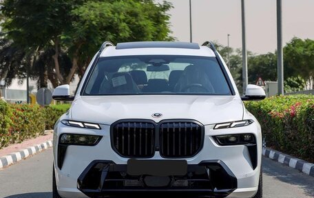 BMW X7, 2024 год, 22 000 000 рублей, 3 фотография