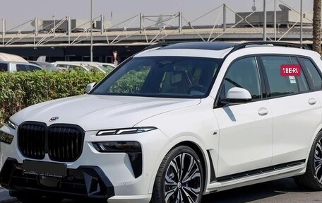 BMW X7, 2024 год, 22 000 000 рублей, 2 фотография