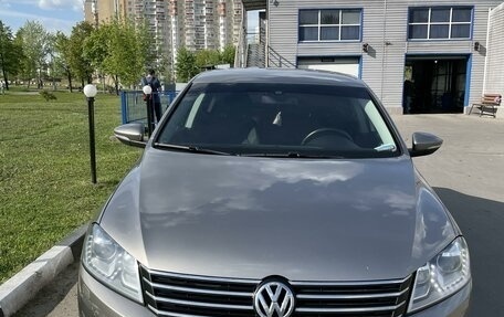 Volkswagen Passat B7, 2012 год, 1 300 000 рублей, 24 фотография