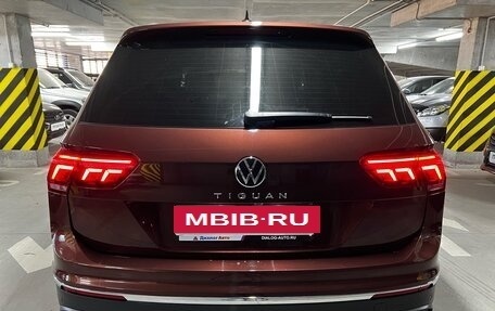 Volkswagen Tiguan II, 2021 год, 3 299 000 рублей, 6 фотография