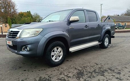 Toyota Hilux VII, 2013 год, 2 250 000 рублей, 8 фотография