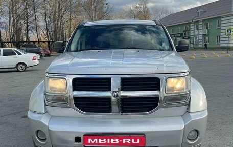 Dodge Nitro, 2008 год, 1 590 000 рублей, 1 фотография