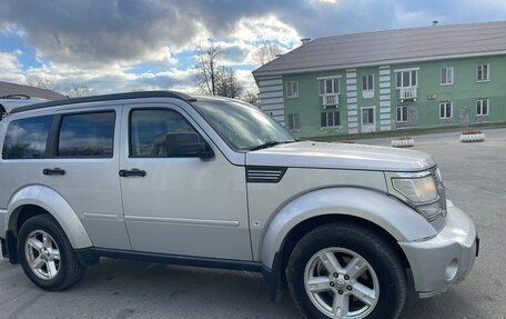 Dodge Nitro, 2008 год, 1 590 000 рублей, 2 фотография