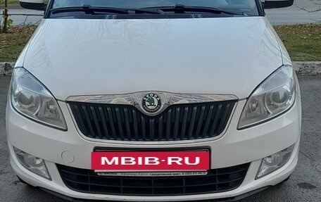 Skoda Fabia II, 2011 год, 850 000 рублей, 3 фотография