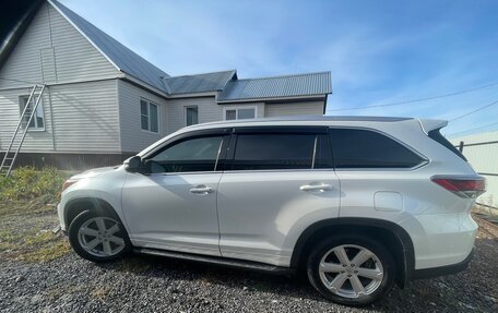 Toyota Highlander III, 2014 год, 2 980 000 рублей, 5 фотография