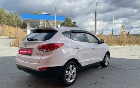 Hyundai ix35 I рестайлинг, 2012 год, 1 300 000 рублей, 6 фотография