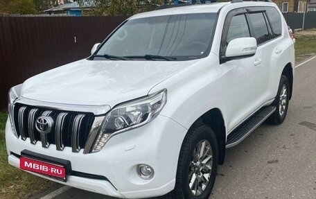 Toyota Land Cruiser Prado 150 рестайлинг 2, 2014 год, 3 450 000 рублей, 1 фотография