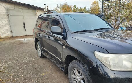 Toyota Land Cruiser 200, 2008 год, 2 350 000 рублей, 4 фотография