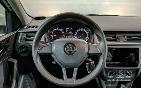 Skoda Rapid I, 2018 год, 1 030 000 рублей, 19 фотография