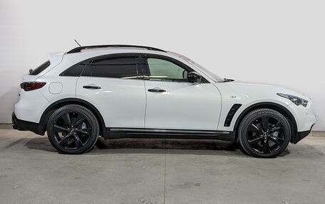 Infiniti QX70, 2015 год, 2 500 000 рублей, 4 фотография