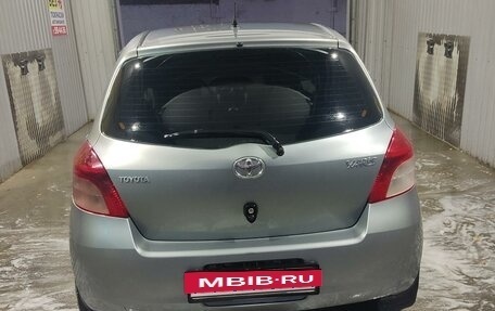 Toyota Yaris III рестайлинг, 2008 год, 750 000 рублей, 4 фотография