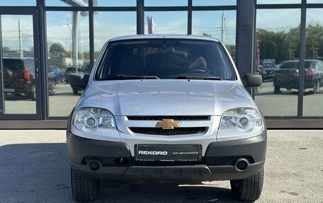 Chevrolet Niva I рестайлинг, 2010 год, 644 000 рублей, 2 фотография