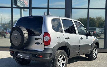 Chevrolet Niva I рестайлинг, 2010 год, 644 000 рублей, 6 фотография