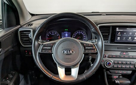 KIA Sportage IV рестайлинг, 2018 год, 2 425 000 рублей, 28 фотография