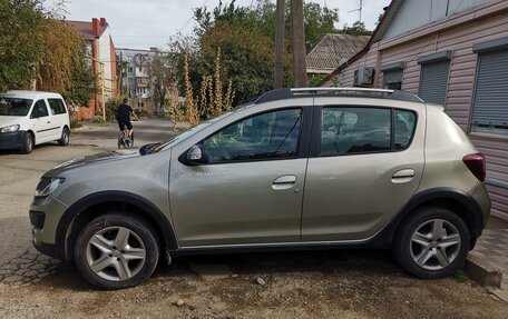 Renault Sandero II рестайлинг, 2015 год, 1 200 000 рублей, 4 фотография