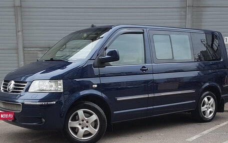 Volkswagen Multivan T5, 2008 год, 2 099 000 рублей, 1 фотография