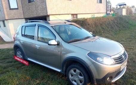 Renault Sandero I, 2012 год, 800 000 рублей, 3 фотография