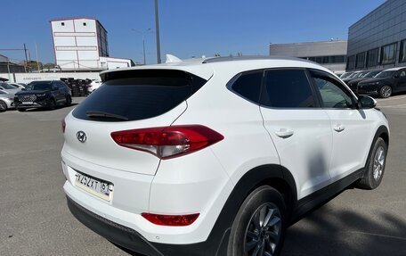 Hyundai Tucson III, 2017 год, 1 975 000 рублей, 4 фотография