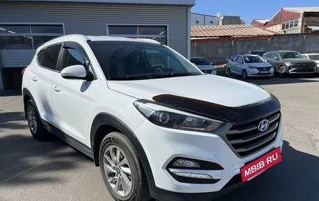 Hyundai Tucson III, 2017 год, 1 975 000 рублей, 3 фотография