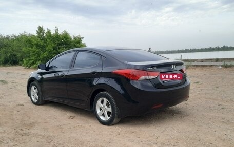 Hyundai Elantra V, 2013 год, 6 фотография