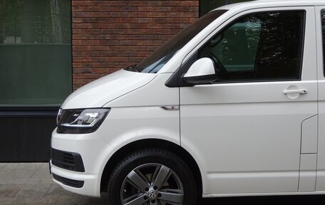 Volkswagen Caravelle T6 рестайлинг, 2019 год, 4 200 000 рублей, 3 фотография