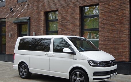 Volkswagen Caravelle T6 рестайлинг, 2019 год, 4 200 000 рублей, 22 фотография