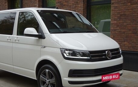 Volkswagen Caravelle T6 рестайлинг, 2019 год, 4 200 000 рублей, 23 фотография