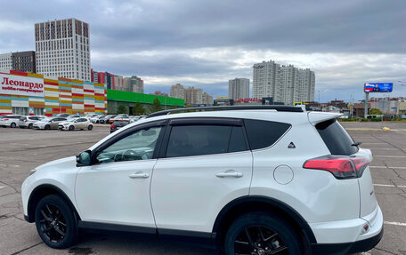 Toyota RAV4, 2019 год, 2 950 000 рублей, 1 фотография