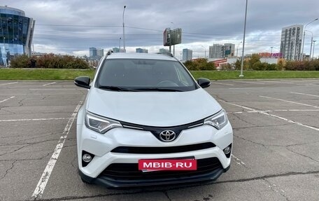 Toyota RAV4, 2019 год, 2 950 000 рублей, 7 фотография