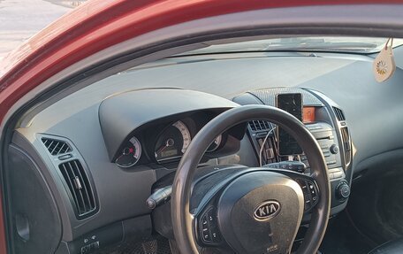 KIA cee'd I рестайлинг, 2008 год, 270 000 рублей, 5 фотография