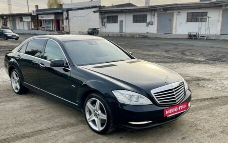 Mercedes-Benz S-Класс, 2011 год, 2 150 000 рублей, 2 фотография