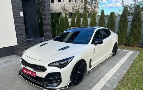 KIA Stinger I, 2021 год, 6 000 000 рублей, 1 фотография