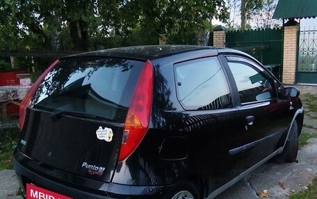 Fiat Punto III Punto Evo рестайлинг, 2000 год, 250 000 рублей, 2 фотография