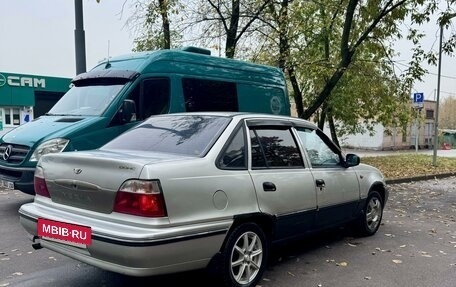 Daewoo Nexia I рестайлинг, 2004 год, 110 000 рублей, 3 фотография