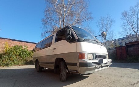 Nissan Caravan III, 1989 год, 270 000 рублей, 6 фотография