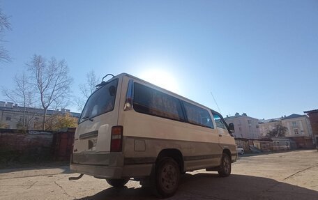 Nissan Caravan III, 1989 год, 270 000 рублей, 8 фотография