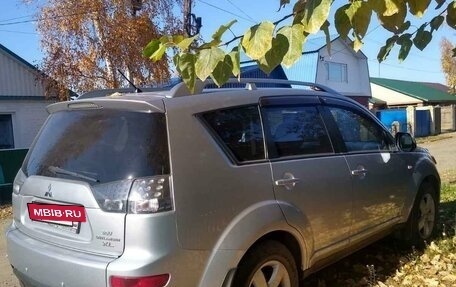 Mitsubishi Outlander III рестайлинг 3, 2008 год, 1 350 000 рублей, 4 фотография