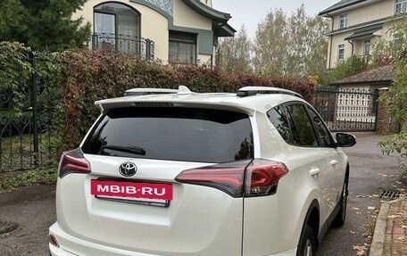 Toyota RAV4, 2016 год, 2 500 000 рублей, 6 фотография